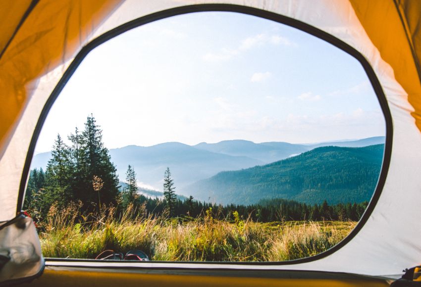 Spaní v přírodě: Hamaka, stan, bivak, nebo autostan?