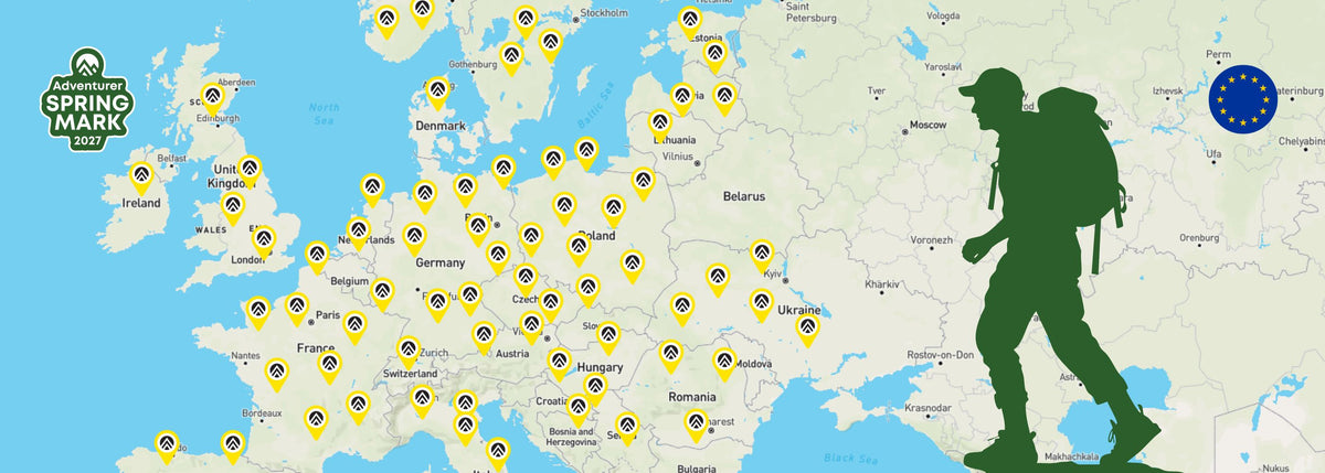 Mapa Evropy se žlutými piny naznačující outdoorové trasy